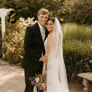 Meet your Posher, Halee